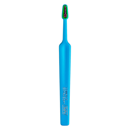 Brosse à dents compacte extra douce Tepe Color en turquoise